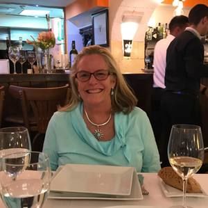 Meet your Posher, Lisa